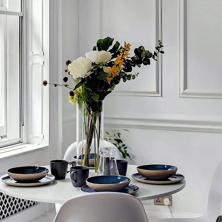 Welcome London - Stay At The Piazza! Bagian luar foto