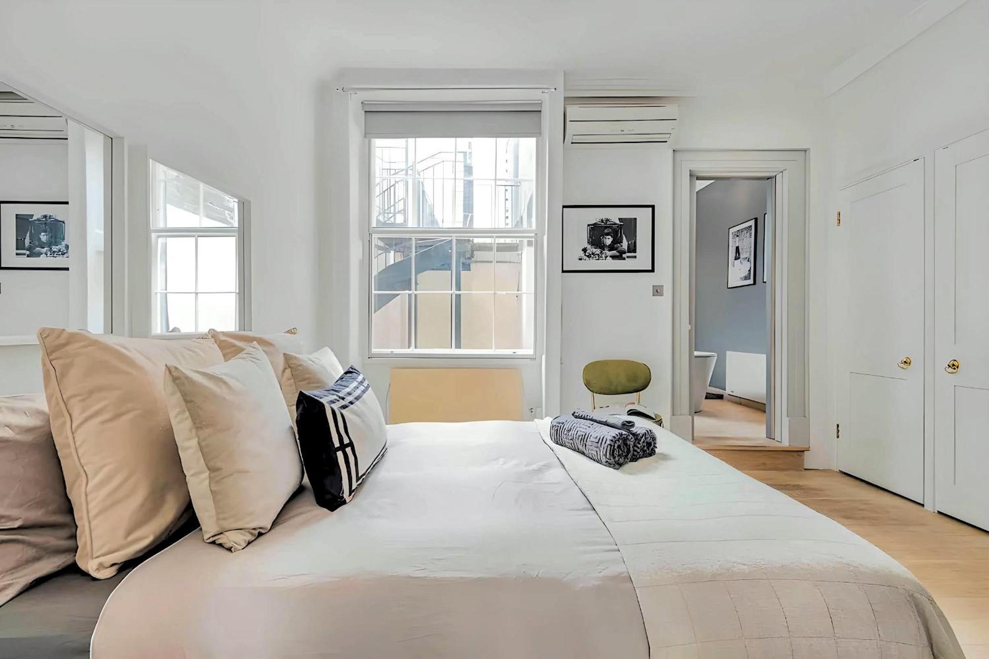 Welcome London - Stay At The Piazza! Bagian luar foto